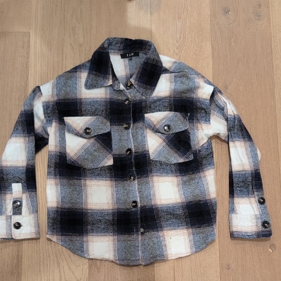 E & M Tops - E&M Plaid FlannelButton-Down Shirt - Navy, White, Tan